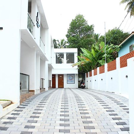 Wavealokam Beach Retreat Varkala Exterior foto